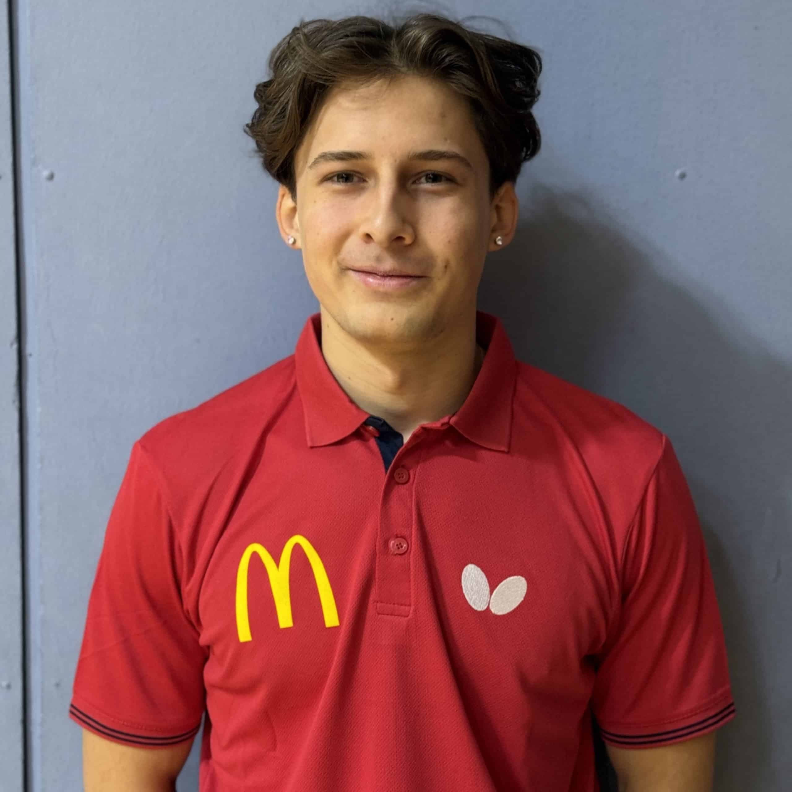 Porträtfoto von Jonathan Aretz